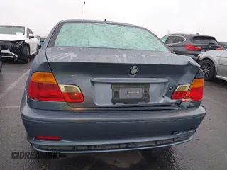 2000 BMW 3 Series 323Ci with VIN WBABM3348YJN80646, listed as a IAAI auction lot 41560077 with 230,422 mi miles and . Bid and sale history available at DreamBid. Image 16.