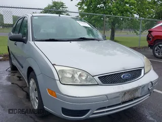 2005 Ford Focus S с VIN 1FAFP34N95W101853, выставлен на аукционе IAAI как лот 42507608 с пробегом 200 766 миль миль и . История ставок и продаж доступна на DreamBid. Изображение 1.