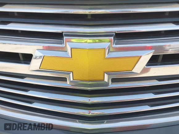 2015 Chevrolet Tahoe LTZ with VIN 1GNSCCKC2FR170090, listed as a IAAI auction lot 42616452 with 249,940 mi miles and . Bid and sale history available at DreamBid. Image 6.