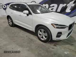 2022 Volvo XC60 Momentum z VIN YV4L12DK3N1033784, wystawiony jako Copart lot #86092324 z przebiegiem 56 299 mil mil oraz Czysty tytuł • Clean title. Historia ofert i sprzedaży dostępna na DreamBid. Obrazek 4.