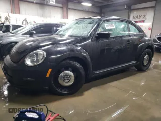 2013 Volkswagen Beetle Entry with VIN 3VWFP7AT1DM670065, listed as a Copart auction lot 88092605 with 132,377 mi miles and Salvage Title. Bid and sale history available at DreamBid. Image 1.