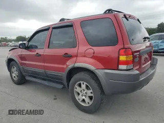 2004 Ford Escape XLT z VIN 1FMYU03104KB51972, wystawiony jako Copart lot #62119665 z przebiegiem 121 785 mil mil oraz Szkoda całkowita • Salvage title. Historia ofert i sprzedaży dostępna na DreamBid. Obrazek 2.