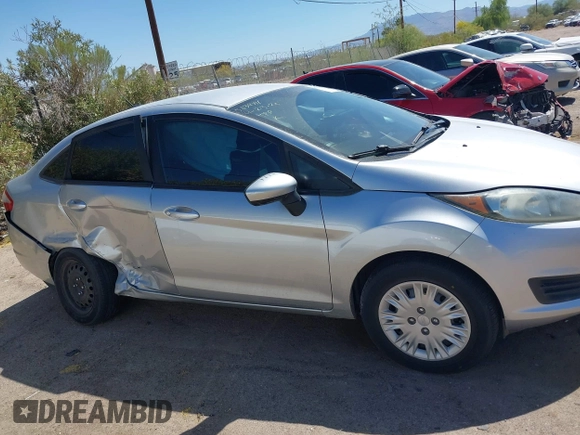 2015 Ford Fiesta S с VIN 3FADP4AJXFM190851, выставлен на аукционе IAAI как лот 42139415 с пробегом 112 733 миль миль и . История ставок и продаж доступна на DreamBid. Изображение 13.