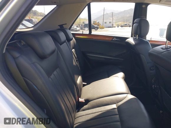 2008 Mercedes-Benz M 350 with VIN 4JGBB86E08A362836, listed as a IAAI auction lot 42076022 with 212,073 mi miles and . Bid and sale history available at DreamBid. Image 8.