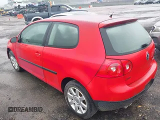 2008 Volkswagen Rabbit S z VIN WVWBA71K88W113542, wystawiony jako IAAI lot #42368934 z przebiegiem 101 785 mil mil oraz . Historia ofert i sprzedaży dostępna na DreamBid. Obrazek 3.