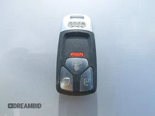 2020 Audi A4 Premium z VIN WAUGMAF45LA067448, wystawiony jako IAAI lot #41712095 z przebiegiem 66 321 mil mil oraz . Historia ofert i sprzedaży dostępna na DreamBid. Obrazek 11.