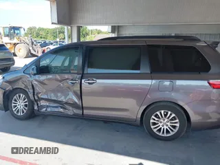 2017 Toyota Sienna XLE Auto Access Seat with VIN 5TDYZ3DC0HS835216, listed as a IAAI auction lot 42342681 with 128,333 mi miles and . Bid and sale history available at DreamBid. Image 14.