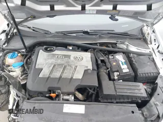 2012 Volkswagen Jetta TDI w/Sunroof & Nav z VIN 3VWPL7AJ5CM713304, wystawiony jako IAAI lot #42374538 z przebiegiem 124 648 mil mil oraz . Historia ofert i sprzedaży dostępna na DreamBid. Obrazek 10.
