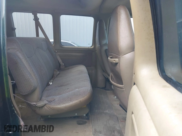 2001 GMC Savana z VIN 1GJGG29R311223791, wystawiony jako IAAI lot #41531575 z przebiegiem 213 418 mil mil oraz . Historia ofert i sprzedaży dostępna na DreamBid. Obrazek 8.