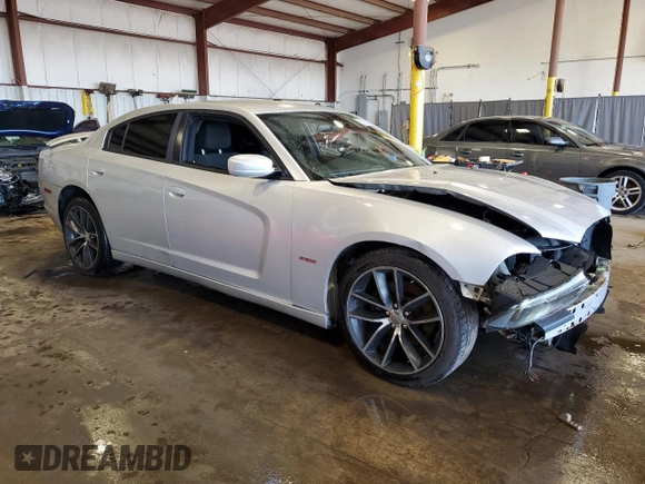 2012 Dodge Charger Police z VIN 2C3CDXAT8CH230344, wystawiony jako Copart lot #55970325 z przebiegiem 191 574 mil mil oraz Szkoda całkowita • Salvage title. Historia ofert i sprzedaży dostępna na DreamBid. Obrazek 4.