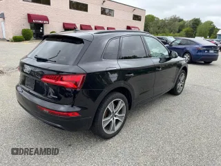 2019 Audi Q5 Premium Plus with VIN WA1BNAFY1K2044930, listed as a Copart auction lot 61870055 with 135,697 mi miles and Clean title. Bid and sale history available at DreamBid. Image 4.