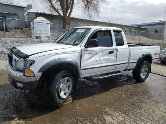 2003 Toyota Tacoma PreRunner with VIN 5TESN92N33Z175032, listed as a Copart auction lot 47556135 with 82,285 mi miles and Salvage Title. Bid and sale history available at carsss.com. Image 1.