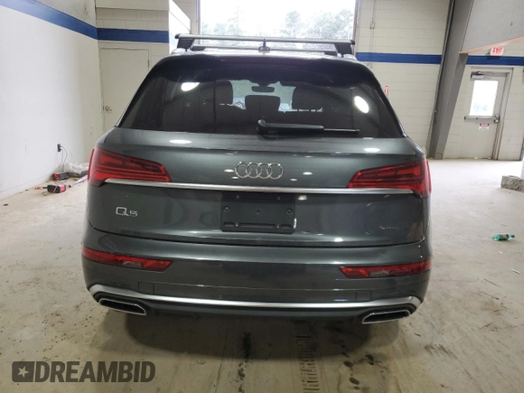 2024 Audi Q5 S line Premium with VIN WA1GAAFY2R2070562, listed as a Copart auction lot 86247894 with 2,437 mi miles and Salvage Title. Bid and sale history available at carsss.com. Image 6.