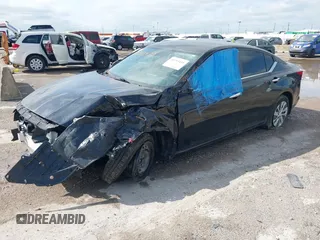 2020 Nissan Altima S with VIN 1N4BL4BVXLC113544, listed as a IAAI auction lot 42215435 with 76,291 mi miles and . Bid and sale history available at DreamBid. Image 2.