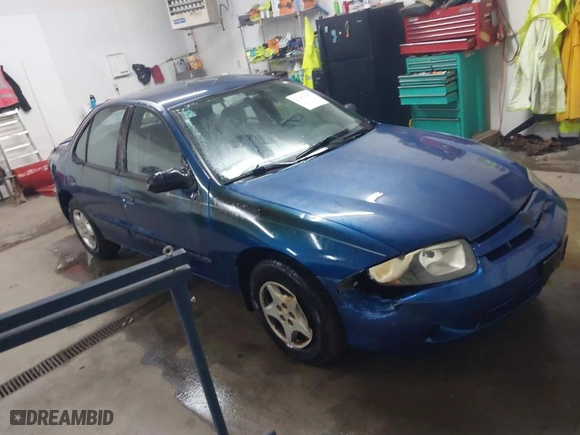 2005 Chevrolet Cavalier with VIN 1G1JC52F857203638, listed as a IAAI auction lot 41472947 with 177,174 mi miles. Bid and sale history available at carsss.com. Image 1.