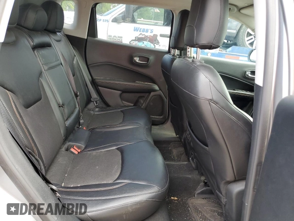 2017 Jeep Compass Latitude с VIN 3C4NJDBB8HT603012, выставлен на аукционе Copart как лот 59435415 с пробегом 95 984 миль миль и Списание • Salvage title. История ставок и продаж доступна на DreamBid. Изображение 10.