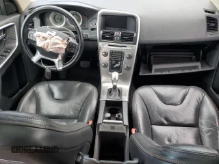 2013 Volvo XC60 T6 with VIN YV4902DZ5D2455011, listed as a Copart auction lot 61274115 with 159,162 mi miles and Salvage title. Bid and sale history available at DreamBid. Image 8.