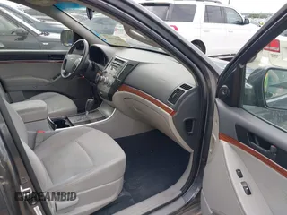 2010 Hyundai Veracruz Limited z VIN KM8NU4CC1AU133279, wystawiony jako IAAI lot #42356017 z przebiegiem 133 378 mil mil oraz . Historia ofert i sprzedaży dostępna na DreamBid. Obrazek 5.