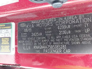 2011 Kia Optima EX with VIN KNAGN4A75B5185281, listed as a IAAI auction lot 41955141 with 191,102 mi miles. Bid and sale history available at carsss.com. Image 9.