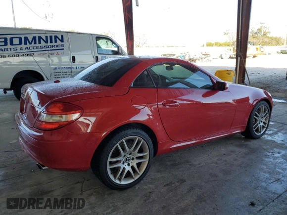 2008 Mercedes-Benz SLK 350 с VIN WDBWK56FX8F189180, выставлен на аукционе Copart как лот 84496114 с пробегом 82 377 миль миль и Списание • Salvage title. История ставок и продаж доступна на DreamBid. Изображение 3.