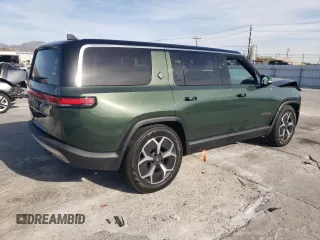 2024 Rivian R1S Adventure z VIN 7PDSGABA6RN033514, wystawiony jako Copart lot #89296455 z przebiegiem Nie podano mil oraz Szkody całkowita. Historia ofert i sprzedaży dostępna na DreamBid. Obrazek 3.