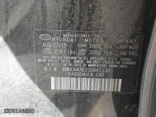 2016 Hyundai Elantra SE with VIN KMHDH4AE2GU641130, listed as a IAAI auction lot 41929284 with 122,688 mi miles. Bid and sale history available at carsss.com. Image 9.