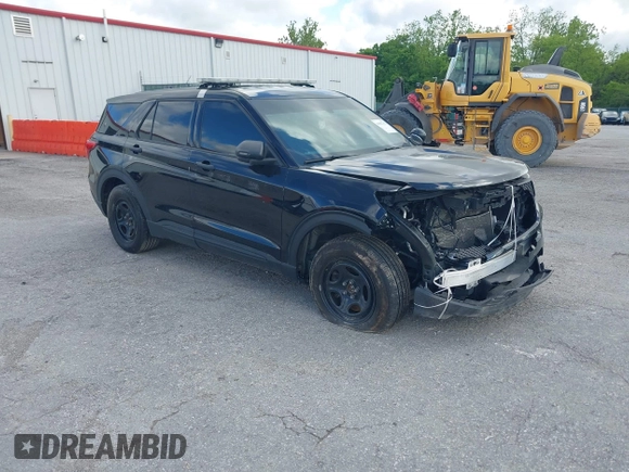 2020 Ford Police Interceptor Utility z VIN 1FM5K8AB4LGB67340, wystawiony jako IAAI lot #41982702 z przebiegiem 37 275 mil mil oraz . Historia ofert i sprzedaży dostępna na DreamBid. Obrazek 1.