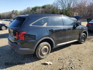 2021 Kia Sorento S with VIN 5XYRLDLC5MG059749, listed as a Copart auction lot 52752395 with 55,235 mi miles and Clean Title. Bid and sale history available at carsss.com. Image 3.