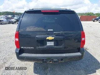 2013 Chevrolet Suburban LT with VIN 1GNSCJE03DR121628, listed as a IAAI auction lot 42629432 with 223,761 mi miles and . Bid and sale history available at DreamBid. Image 16.