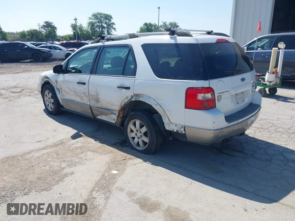 2006 Ford Freestyle SE z VIN 1FMZK01186GA55123, wystawiony jako IAAI lot #42583107 z przebiegiem 142 586 mil mil oraz . Historia ofert i sprzedaży dostępna na DreamBid. Obrazek 3.