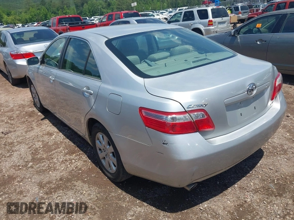 2009 Toyota Camry LE z VIN 4T1BK46K49U592233, wystawiony jako IAAI lot #42205847 z przebiegiem 141 226 mil mil oraz . Historia ofert i sprzedaży dostępna na DreamBid. Obrazek 3.