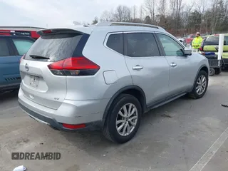 2017 Nissan Rogue SV with VIN 5N1AT2MT6HC824702, listed as a IAAI auction lot 41683571 with 138,860 mi miles. Bid and sale history available at carsss.com. Image 4.