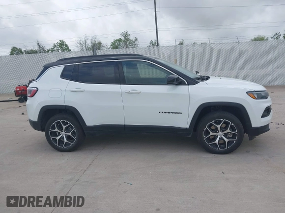 2024 Jeep Compass Limited with VIN 3C4NJDCN5RT145262, listed as a IAAI auction lot 41954147 with 10,933 mi miles and . Bid and sale history available at carsss.com. Image 13.