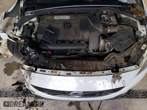 2015 Volvo S60 T6 R-Design Platinum with VIN YV1902TS8F1346987, listed as a Copart auction lot 72720554 with 139,797 mi miles and Salvage Title. Bid and sale history available at carsss.com. Image 11.