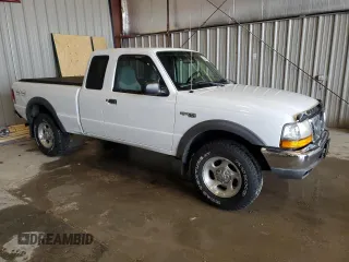 2000 Ford Ranger XLT with VIN 1FTZR15XXYPA82217, listed as a Copart auction lot 62389415 with 44,379 mi miles and Clean title. Bid and sale history available at DreamBid. Image 4.