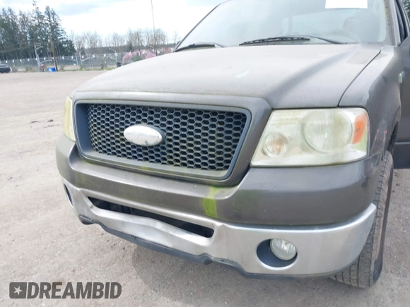 2006 Ford F-150 XLT z VIN 1FTPW14576FA26769, wystawiony jako IAAI lot #41896873 z przebiegiem 276 266 mil mil oraz . Historia ofert i sprzedaży dostępna na DreamBid. Obrazek 13.