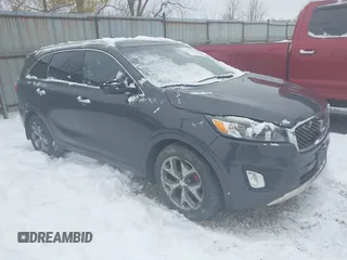2017 Kia Sorento SXL z VIN 5XYPK4A58HG307433, wystawiony jako IAAI lot #41252727 z przebiegiem 130 001 mil mil oraz . Historia ofert i sprzedaży dostępna na DreamBid. Obrazek 1.