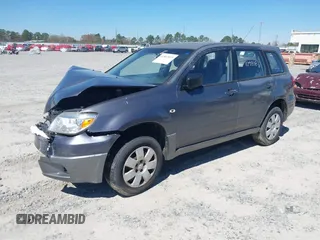 2005 Mitsubishi Outlander LS with VIN JA4LX31F75U032886, listed as a IAAI auction lot 41803513 with 229,838 mi miles. Bid and sale history available at carsss.com. Image 2.