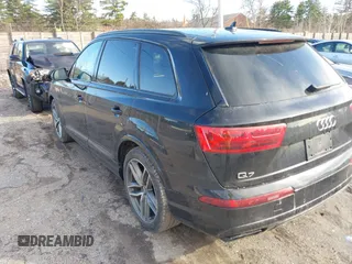 2018 Audi Q7 Prestige with VIN WA1VABF78JD030600, listed as a IAAI auction lot 41810589 with 88,182 mi miles and . Bid and sale history available at DreamBid. Image 3.
