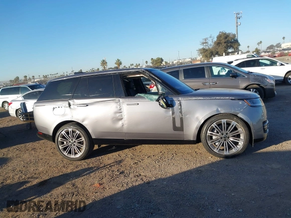 2023 Land Rover Range Rover SE z VIN SALKP9E78PA086430, wystawiony jako IAAI lot #41336935 z przebiegiem 7 831 mil mil oraz . Historia ofert i sprzedaży dostępna na DreamBid. Obrazek 13.
