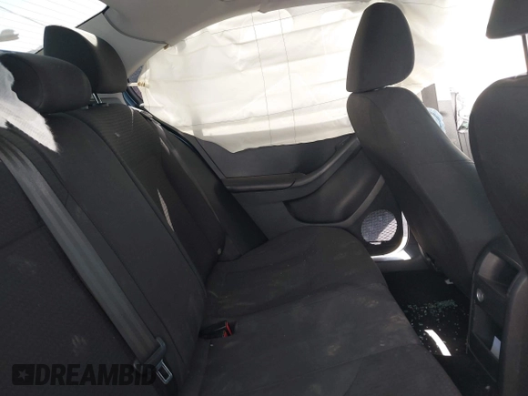 2015 Volkswagen Jetta SE with VIN 3VWD17AJ5FM257947, listed as a IAAI auction lot 42288711 with 139,800 mi miles and . Bid and sale history available at DreamBid. Image 8.