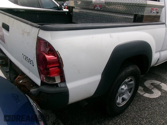 2013 Toyota Tacoma z VIN 5TFUX4EN7DX022101, wystawiony jako IAAI lot #42406097 z przebiegiem 35 780 mil mil oraz . Historia ofert i sprzedaży dostępna na DreamBid. Obrazek 1.