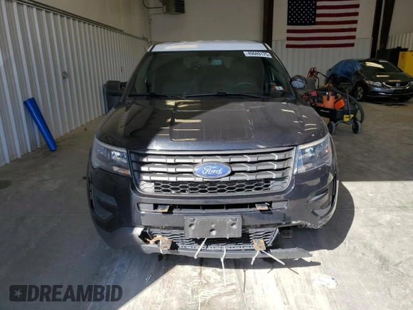 2019 Ford Police Interceptor Utility z VIN 1FM5K8AR3KGA63319, wystawiony jako Copart lot #49669175 z przebiegiem 100 110 mil mil oraz Szkoda całkowita • Salvage title. Historia ofert i sprzedaży dostępna na DreamBid. Obrazek 5.
