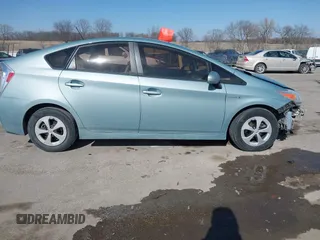 2013 Toyota Prius One with VIN JTDKN3DU7D1734725, listed as a IAAI auction lot 41702527 with 188,983 mi miles. Bid and sale history available at carsss.com. Image 13.