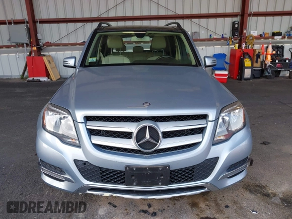 2013 Mercedes-Benz GLK with VIN WDCGG5HBXDG016369, listed as a IAAI auction lot 40325129 with 121,422 mi miles. Bid and sale history available at carsss.com. Image 13.