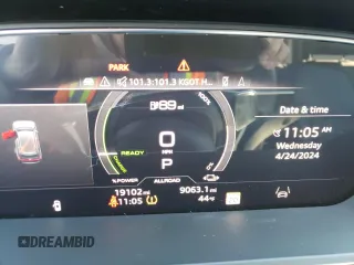 2021 Audi e-tron Prestige with VIN WA1VABGE4MB017274, listed as a Copart auction lot 51083674 with 19,102 mi miles and Clean title. Bid and sale history available at DreamBid. Image 9.