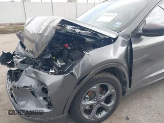 2024 Ford Escape ST-Line with VIN 1FMCU0MN9RUB43053, listed as a IAAI auction lot 41946502 with 5,669 mi miles and . Bid and sale history available at DreamBid. Image 6.
