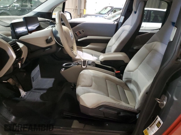 2015 BMW i3 с VIN WBY1Z4C54FV502402, выставлен на аукционе Copart как лот 43803475 с пробегом 50 802 миль миль и Списание • Salvage title. История ставок и продаж доступна на DreamBid. Изображение 7.
