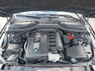 2008 BMW 5 Series 528i with VIN WBANU53558C117336, listed as a IAAI auction lot 42088002 with 127,411 mi miles and . Bid and sale history available at carsss.com. Image 10.