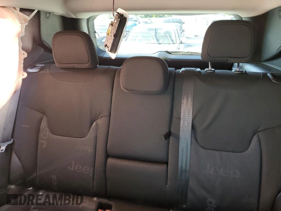 2017 Jeep Renegade Latitude z VIN ZACCJABB6HPG20999, wystawiony jako Copart lot #60428515 z przebiegiem 58 629 mil mil oraz Szkoda całkowita • Salvage title. Historia ofert i sprzedaży dostępna na DreamBid. Obrazek 10.